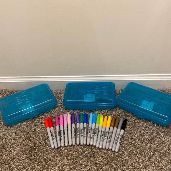 Other 3 Plastic Cases 2 Sharpies Poshmark